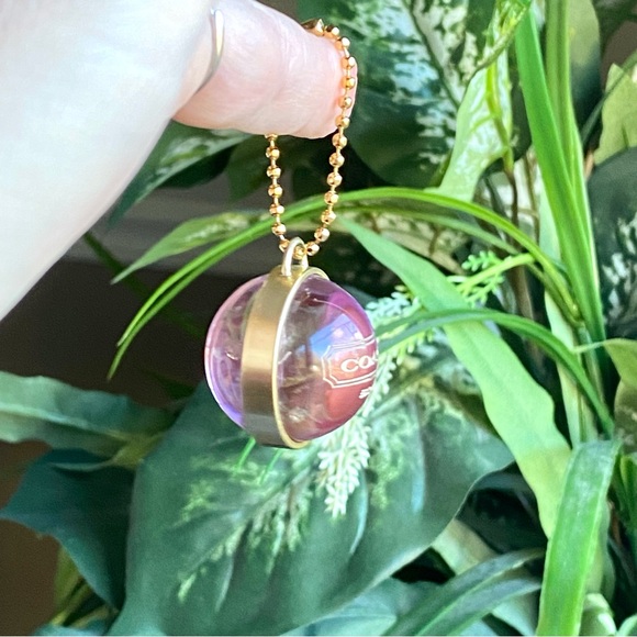 Coach Rare 3D round ball bag charm key fob in lilac pink with gold trim - HTF - Picture 3 of 6